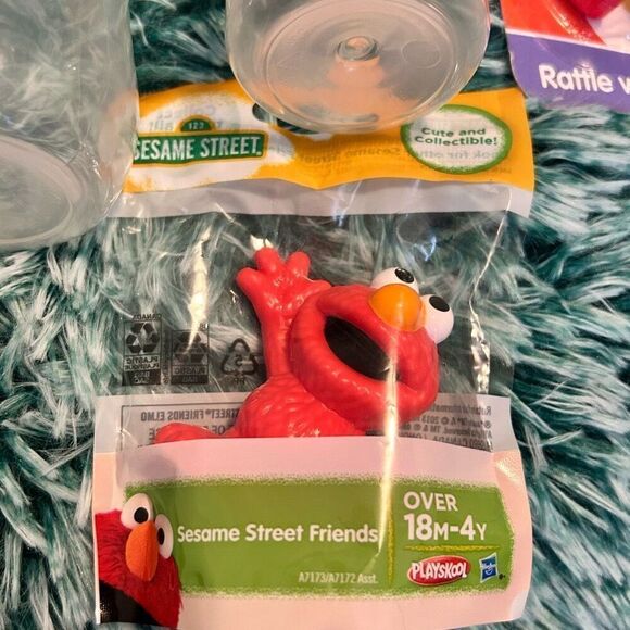 Sesame Beginnings ELMO Baby LOT 2 Bottles, Rattle, Toy, Fork & Spoon NEW Sealed - Picture 4 of 9